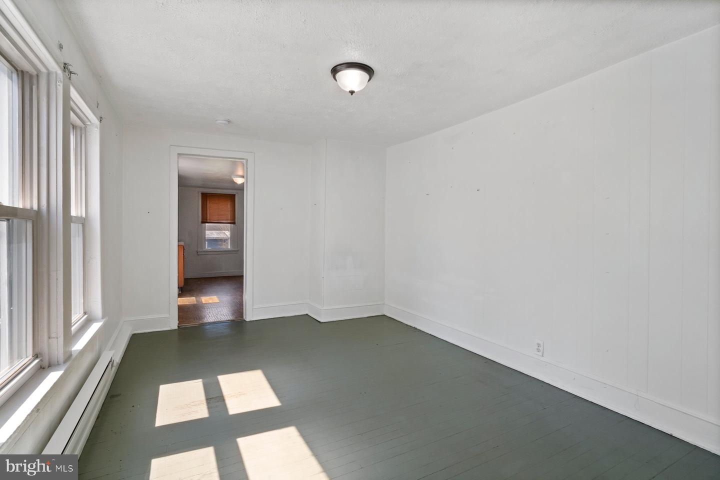 81 Pennsylvania Ave Property Photo 10