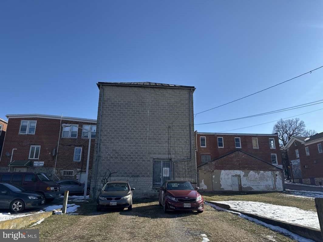 5 Main St Property Photo 3