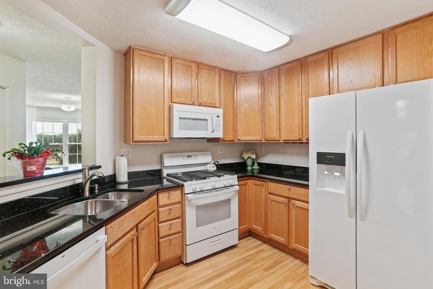 6518 Ridenour Way E #2d Property Photo 3