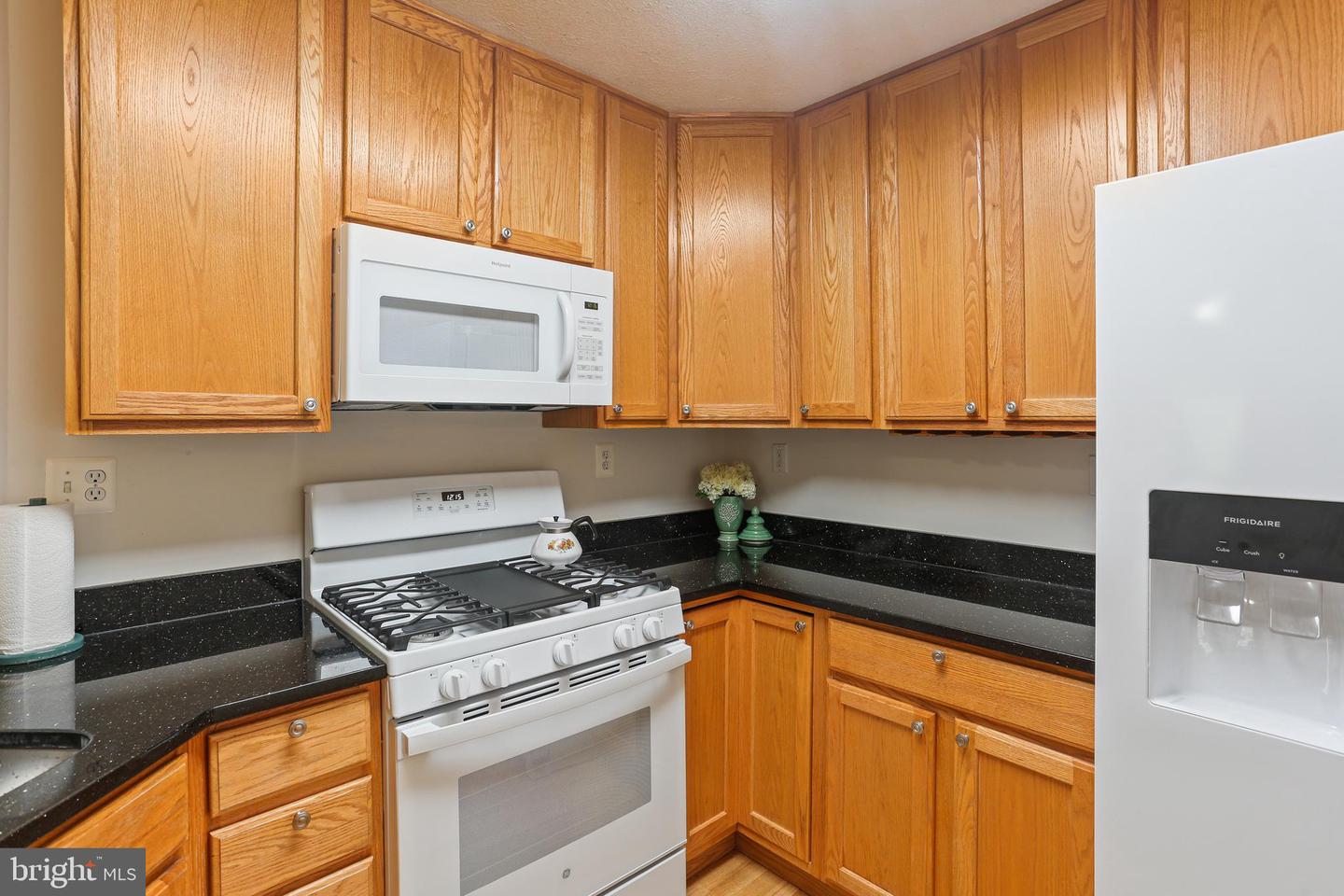 6518 Ridenour Way E #2d Property Photo 15