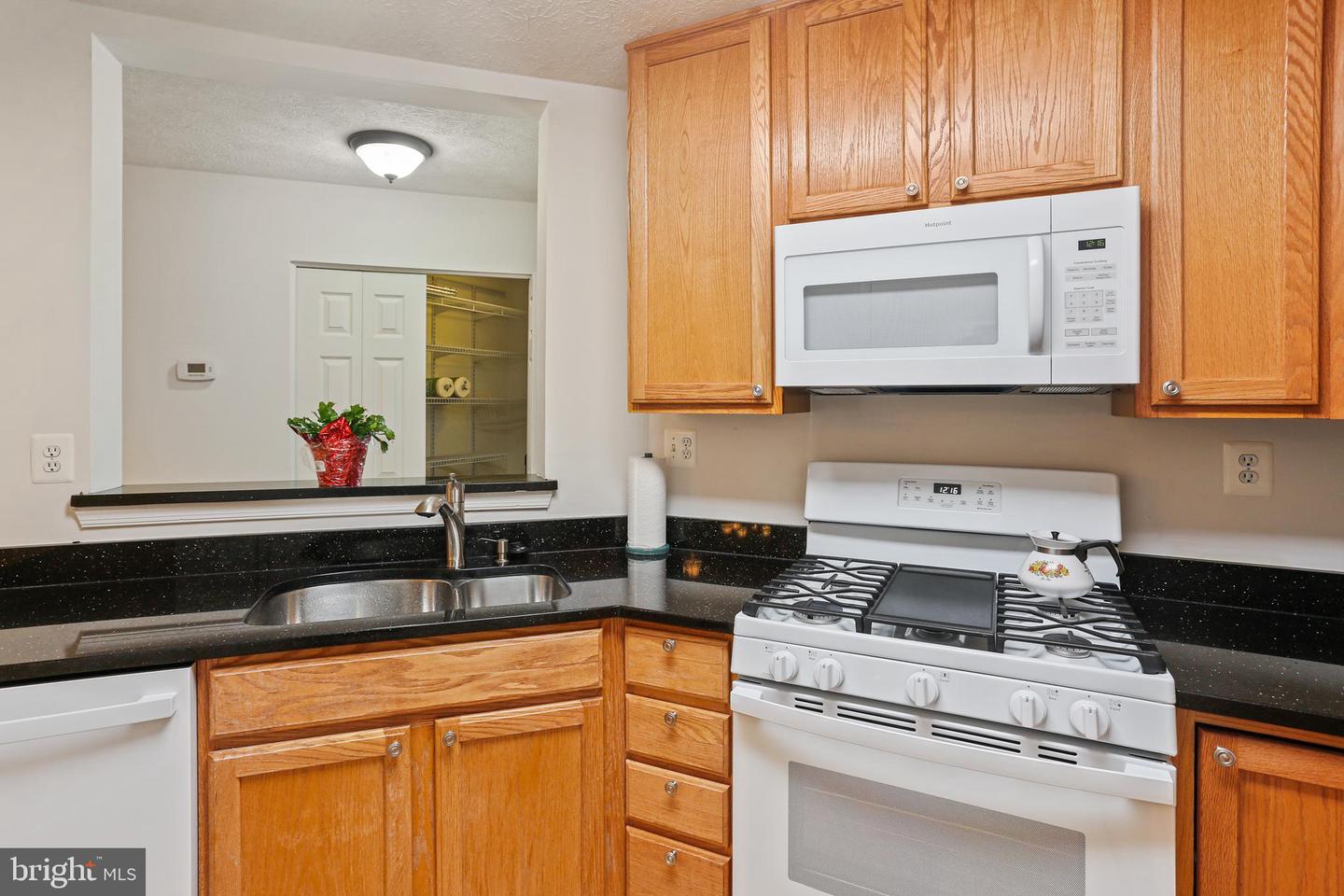 6518 Ridenour Way E #2d Property Photo 16