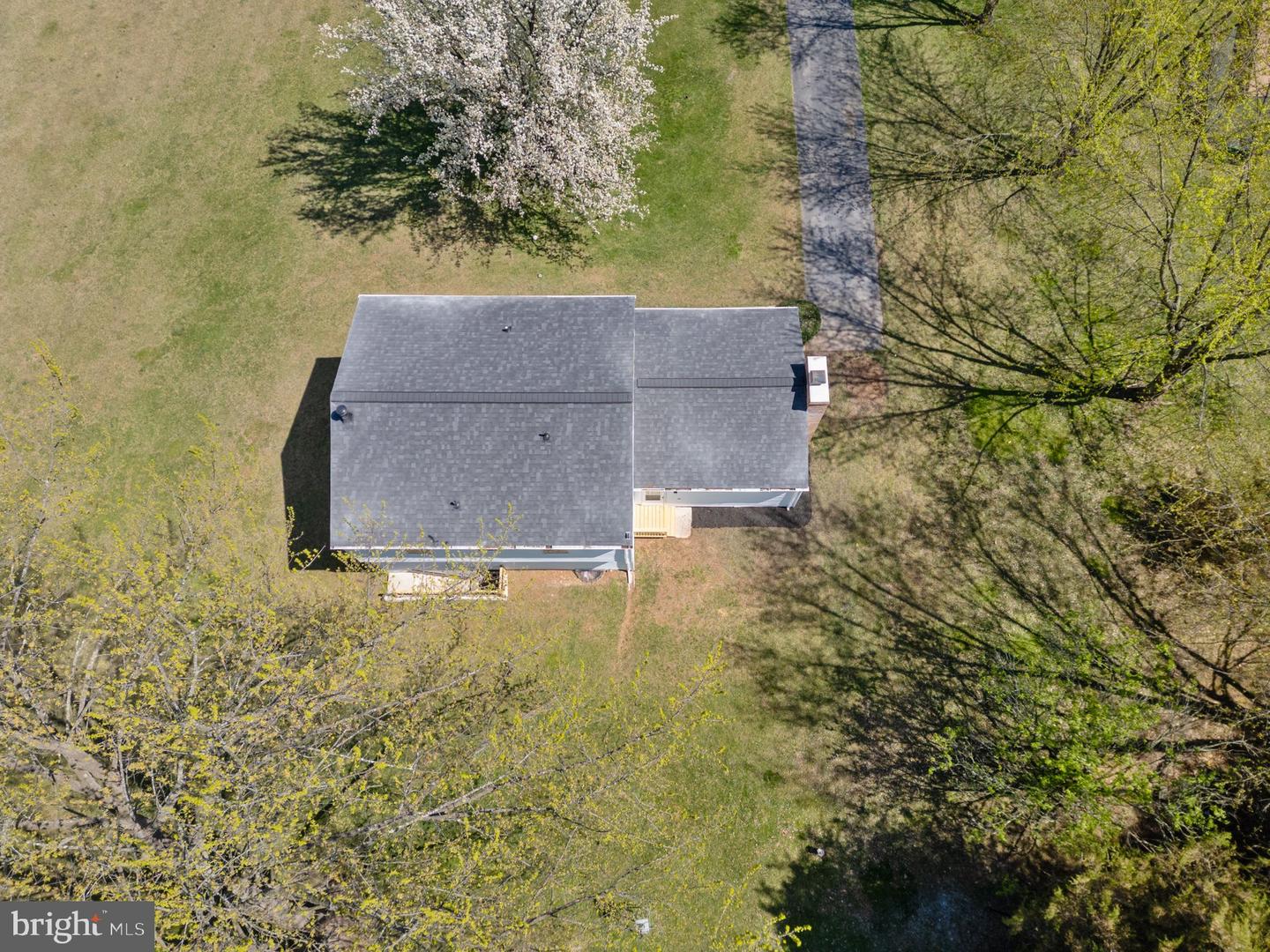 2016 Arabian Dr Property Photo 8