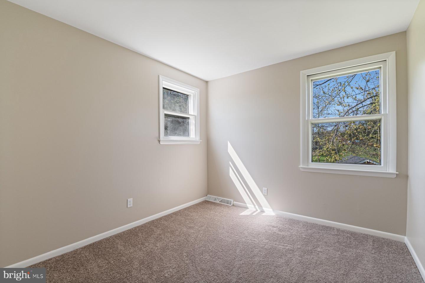 2016 Arabian Dr Property Photo 33
