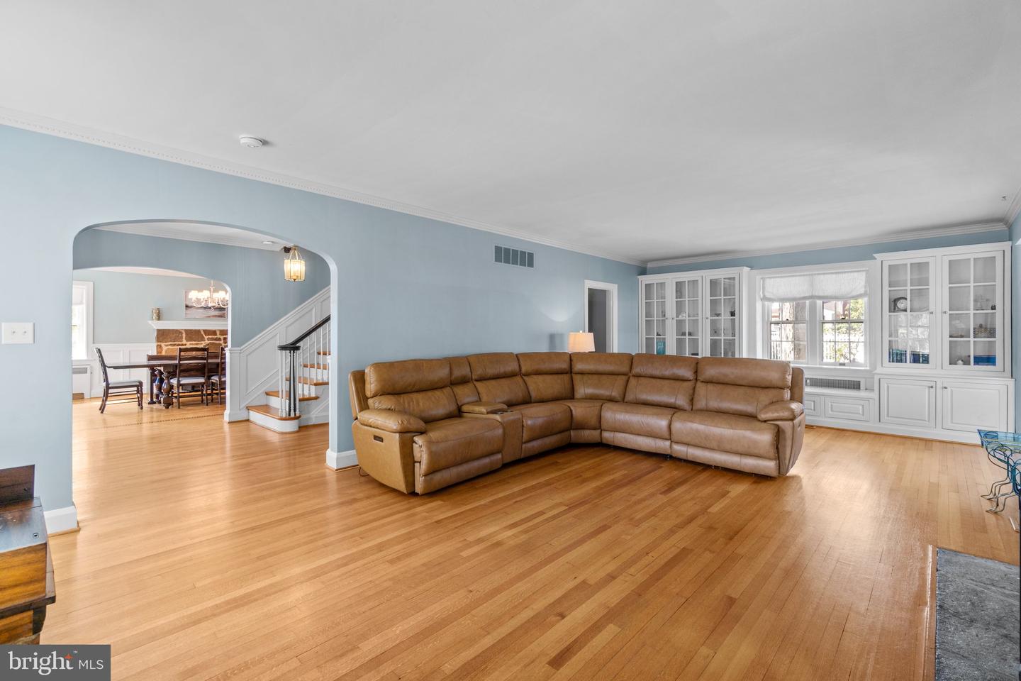 65 W Green St Property Photo 4