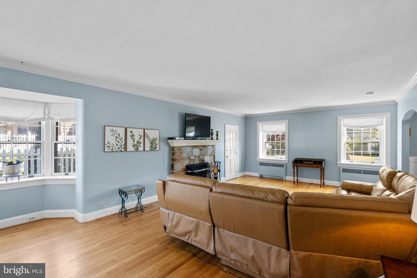 65 W Green St Property Photo 6