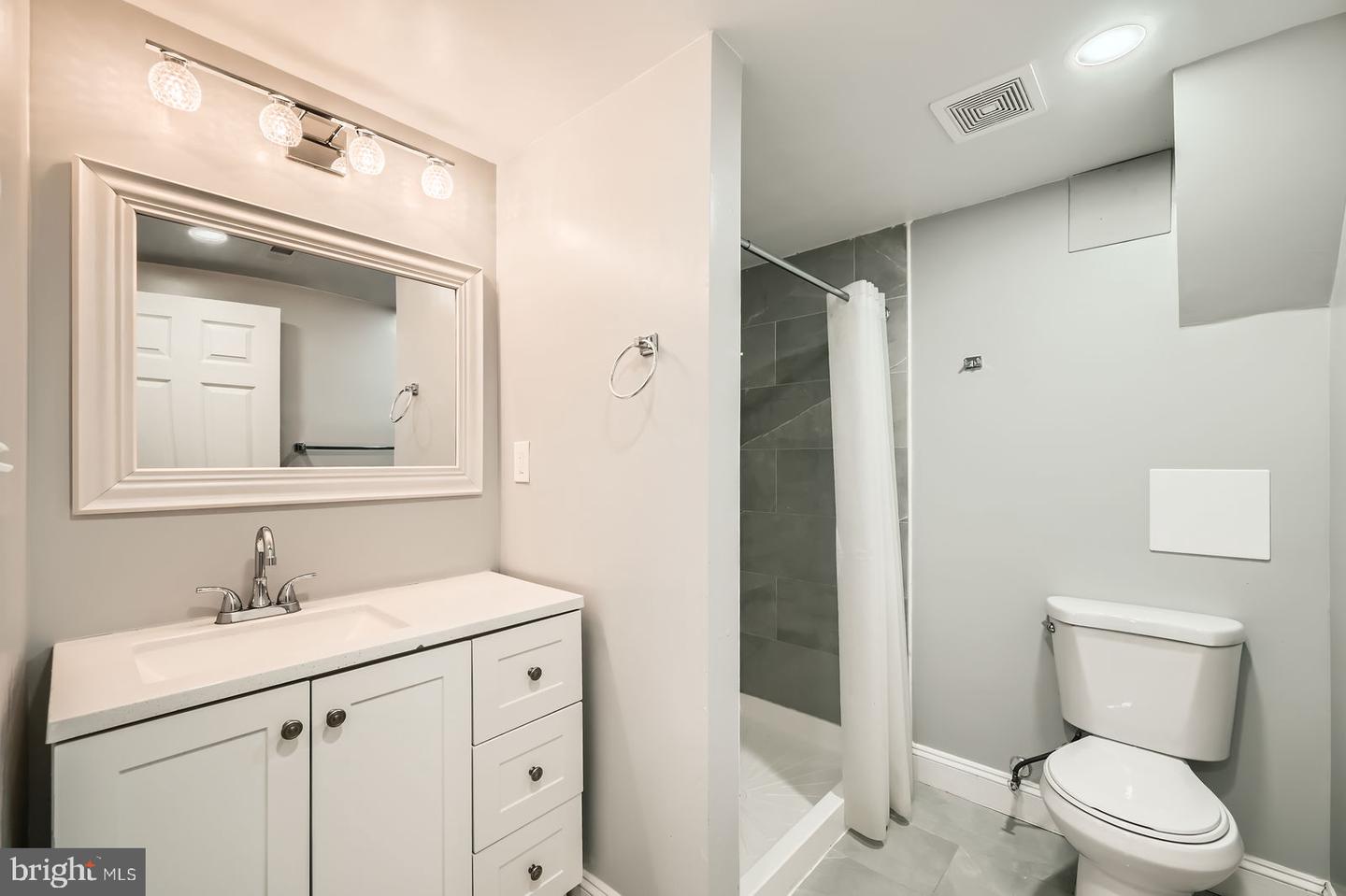 150 Lincoln Rd Property Photo 20