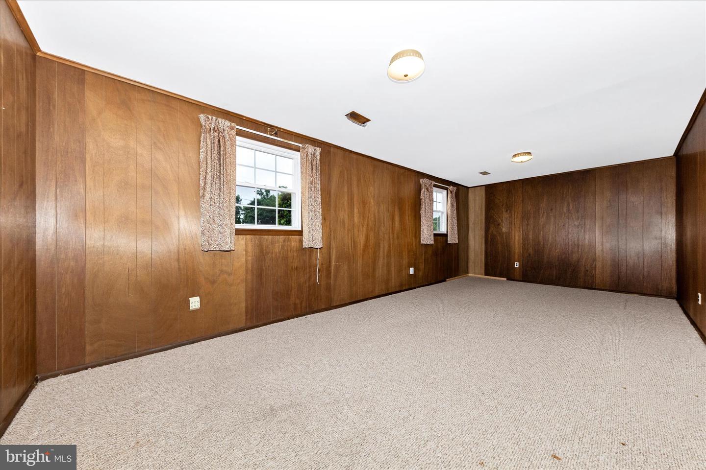 1504 Seminole Ln Property Photo 32