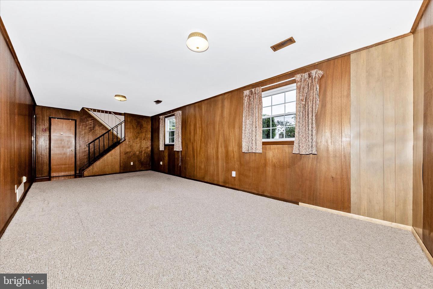 1504 Seminole Ln Property Photo 34
