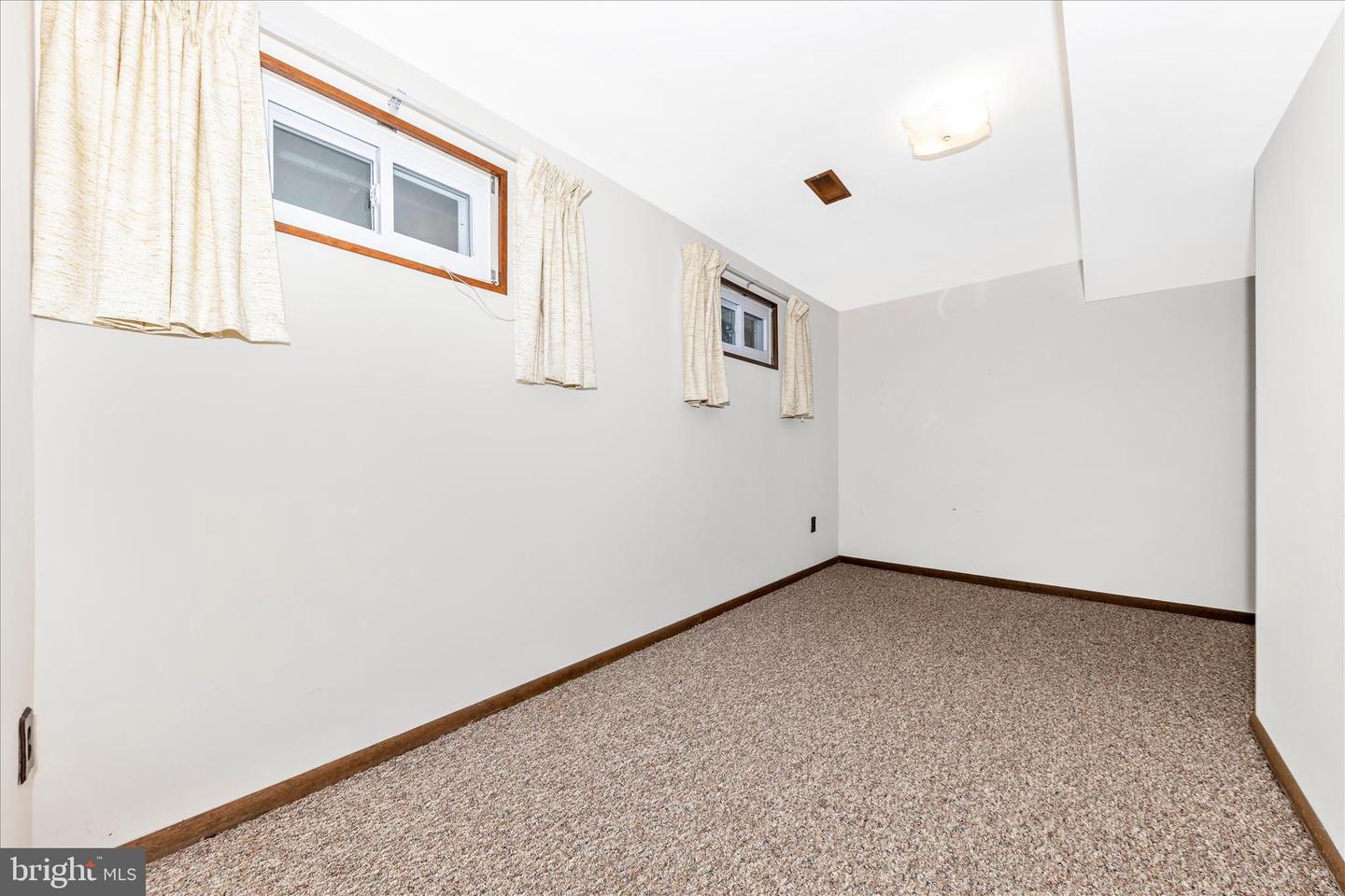 1504 Seminole Ln Property Photo 35
