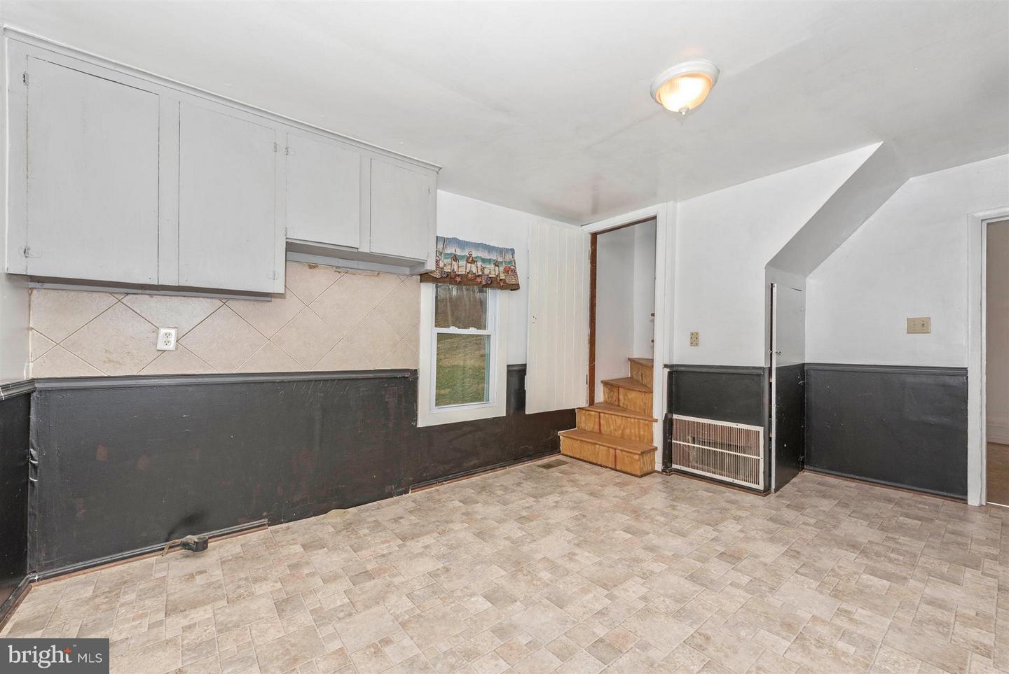 1402 Woodenbridge Ln Property Photo 20