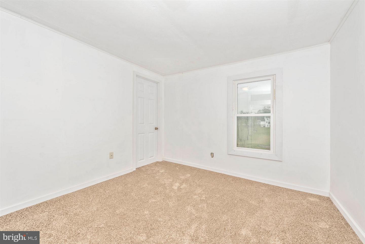 1402 Woodenbridge Ln Property Photo 31