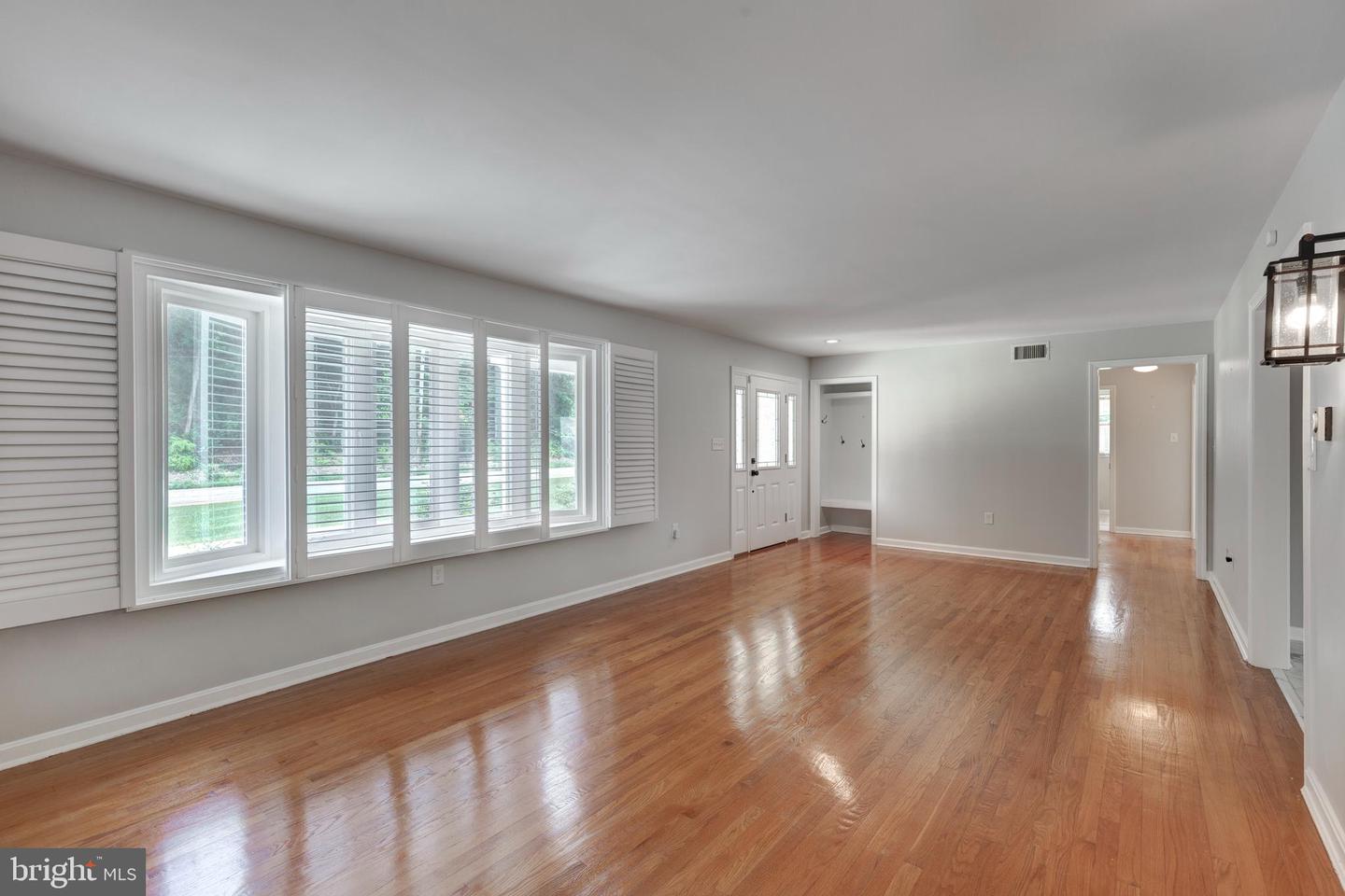 2715 Littlestown Pike Property Photo 11