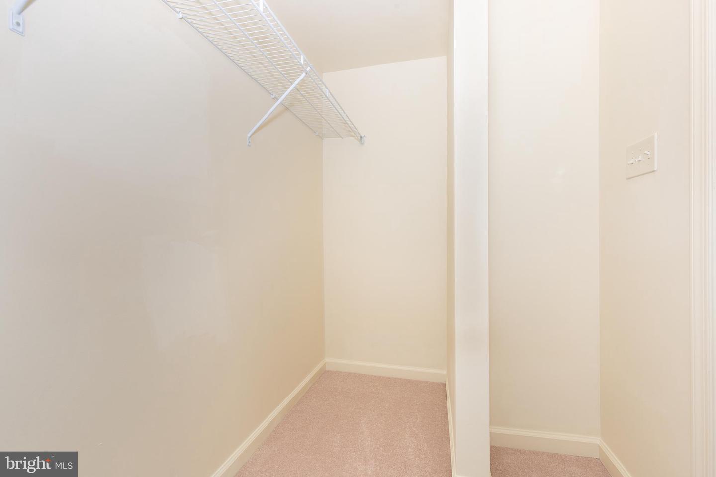 820 Wembley Drive #2a Property Photo 27