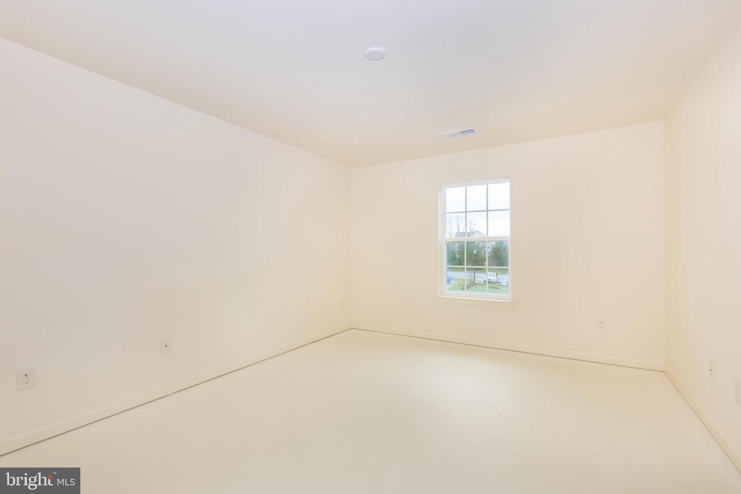 820 Wembley Drive #2d Property Photo 22