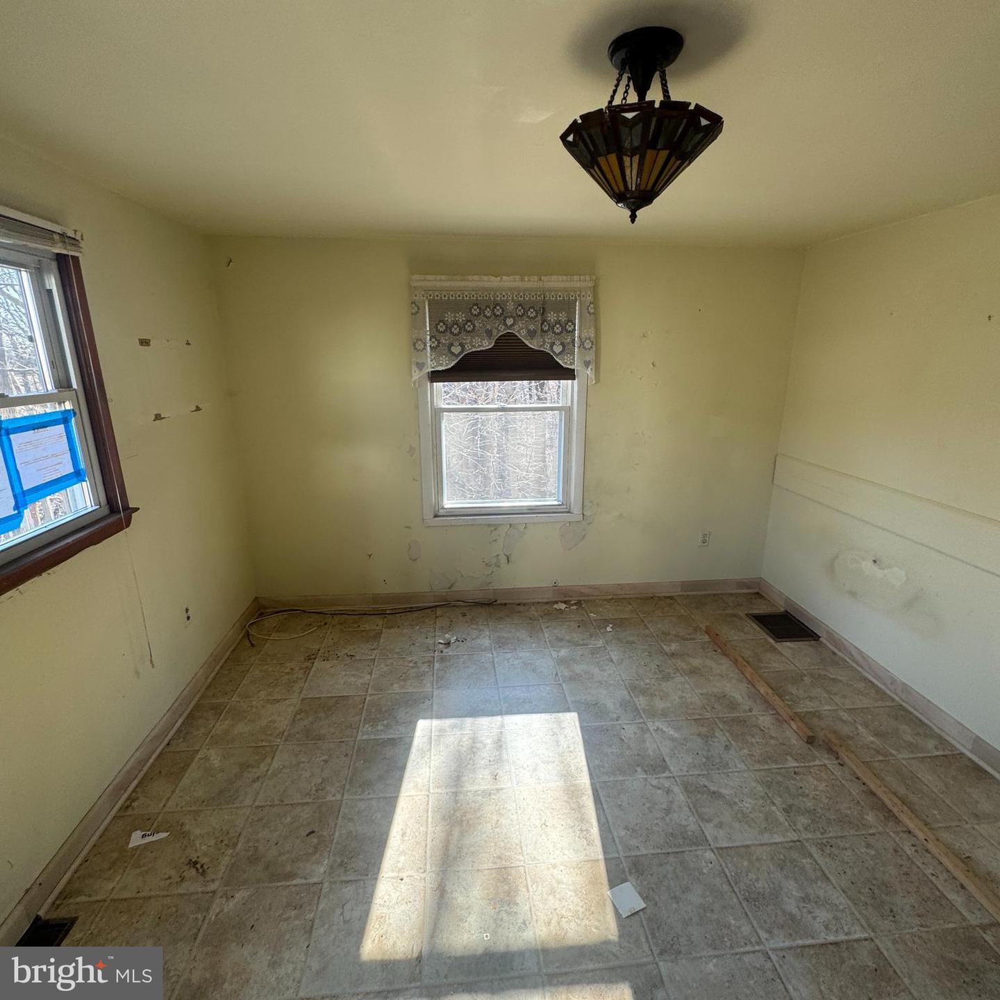 4211 S Hunter Rd Property Photo 6