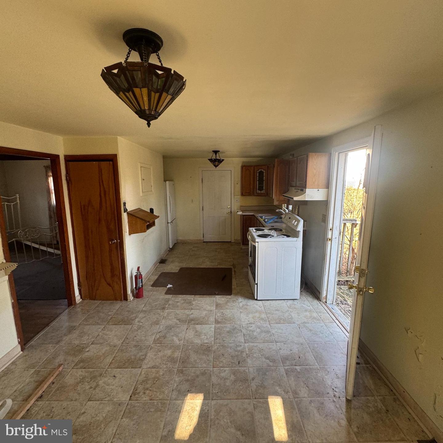 4211 S Hunter Rd Property Photo 8