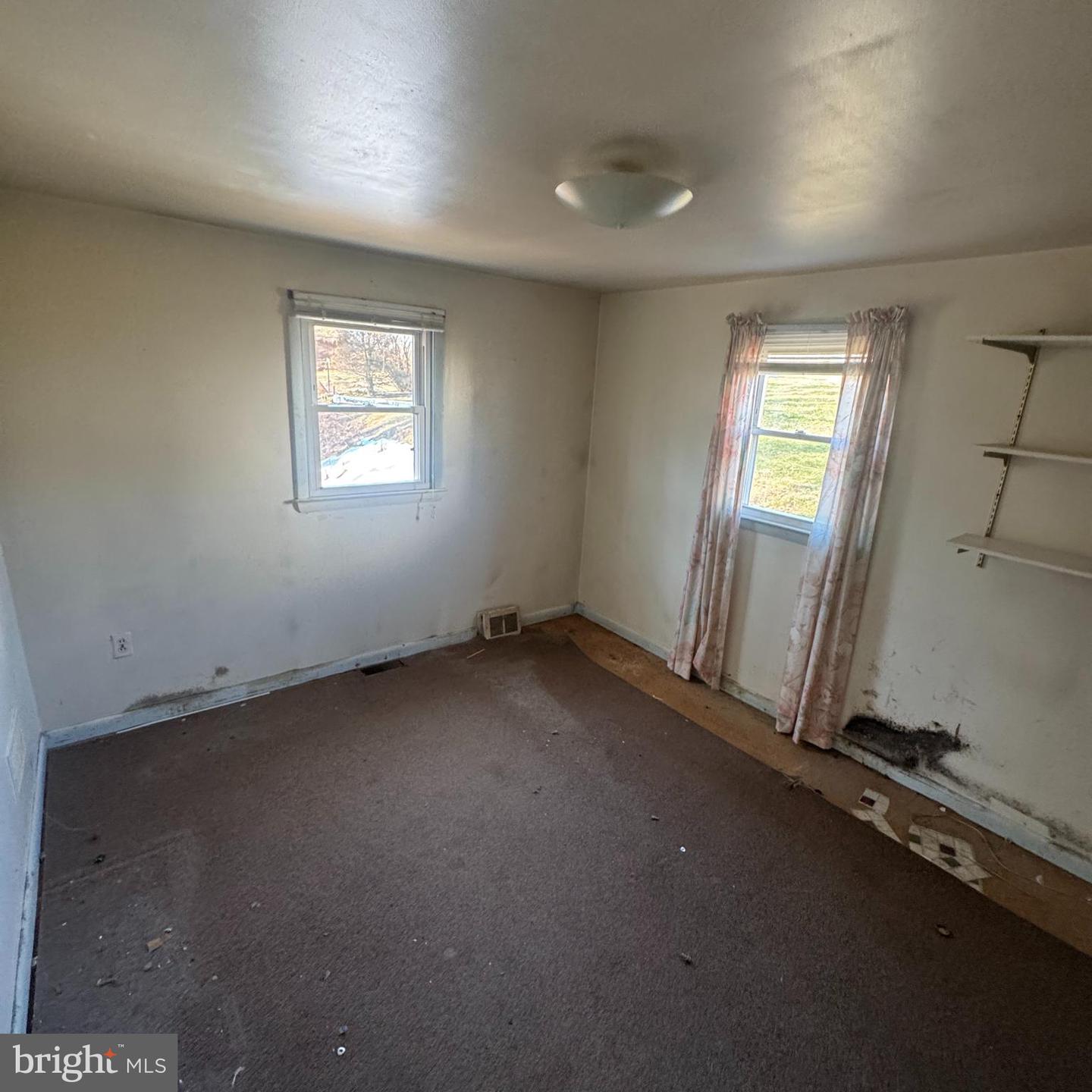 4211 S Hunter Rd Property Photo 16