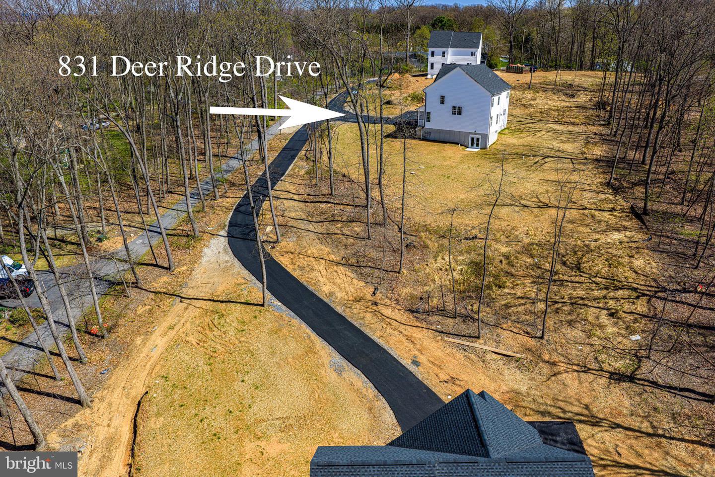 831 Deer Ridge Dr Property Photo 3