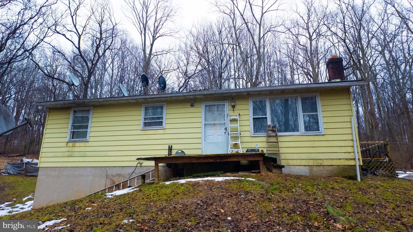 2411 Snowden Creek Rd Property Photo 1