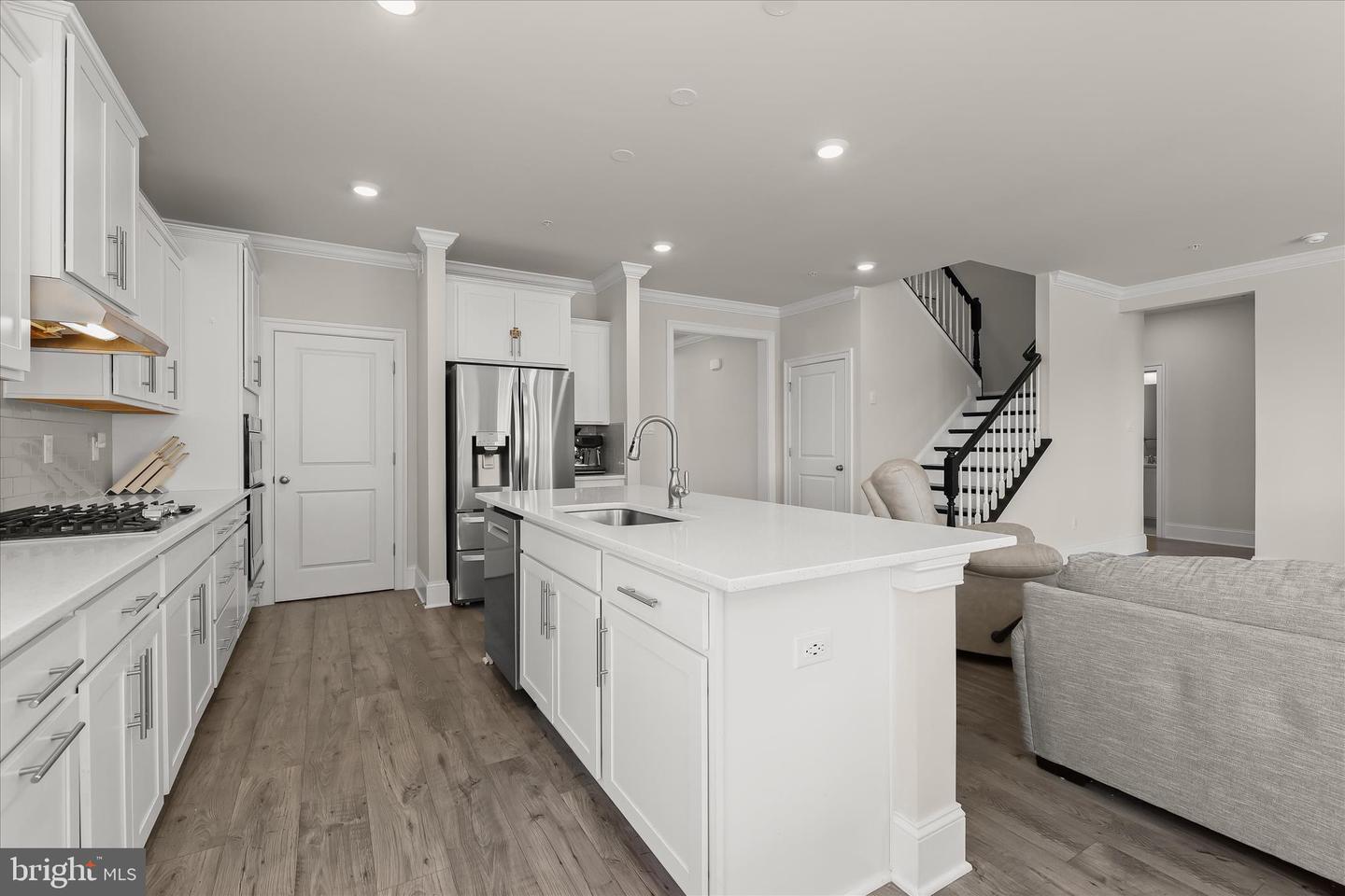 785 Starry Night Dr Property Photo 10