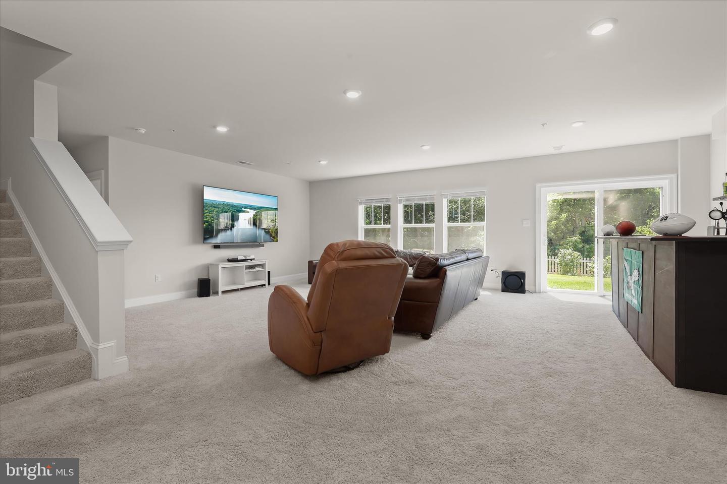 785 Starry Night Dr Property Photo 39