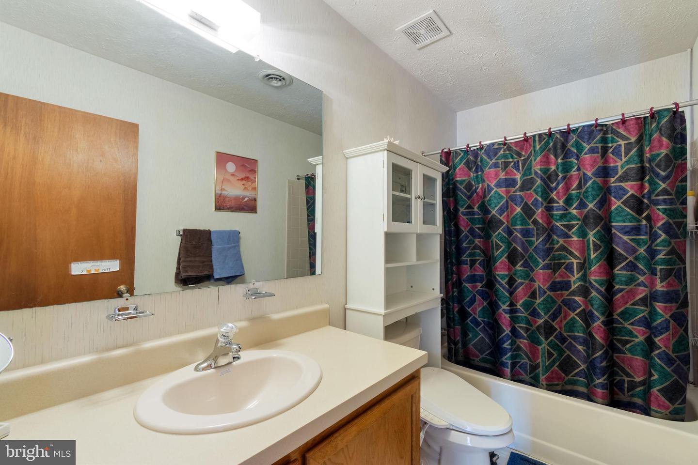 2380 Moreau Dr Property Photo 28
