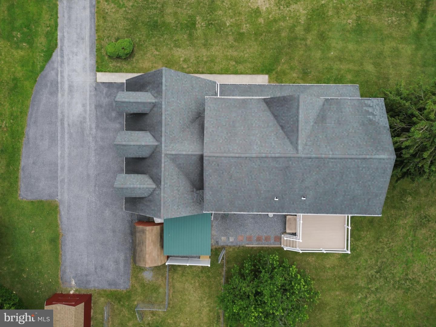 2380 Moreau Dr Property Photo 44