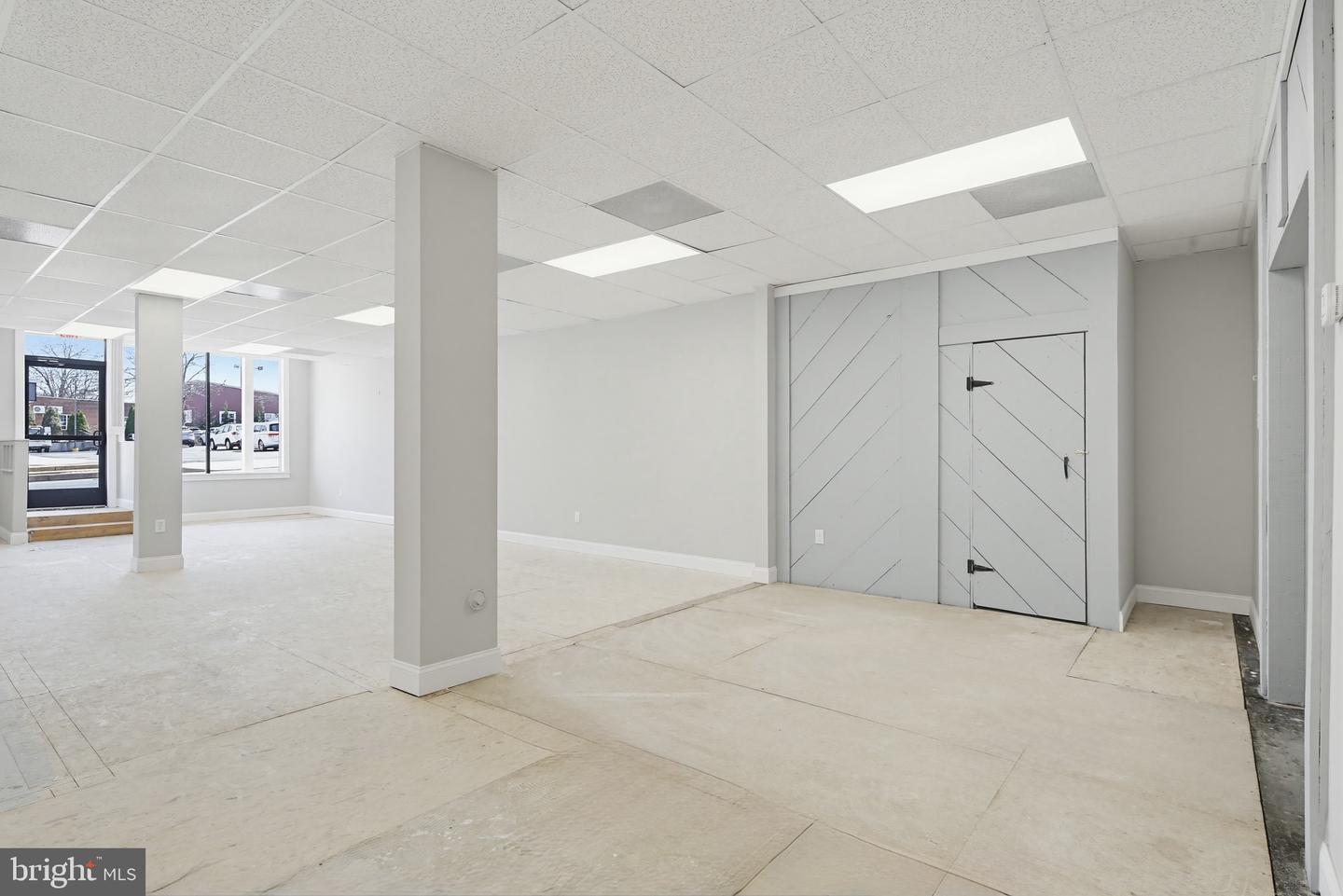 2 Bond St Property Photo 9