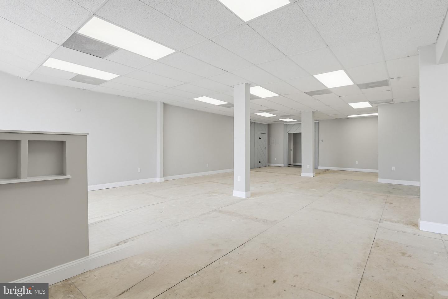 2 Bond St Property Photo 14
