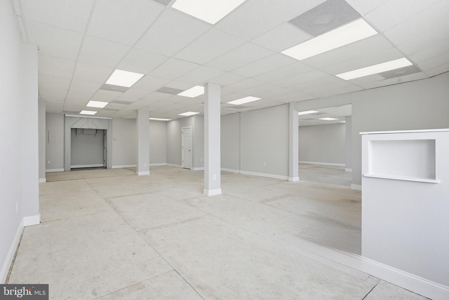 2 Bond St Property Photo 15