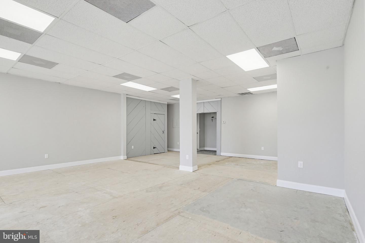 2 Bond St Property Photo 16