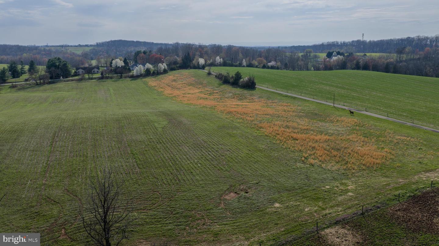 Brown Farm Remain Portion Cross Section Rd (near 2341 Cross Sect Property Photo 1