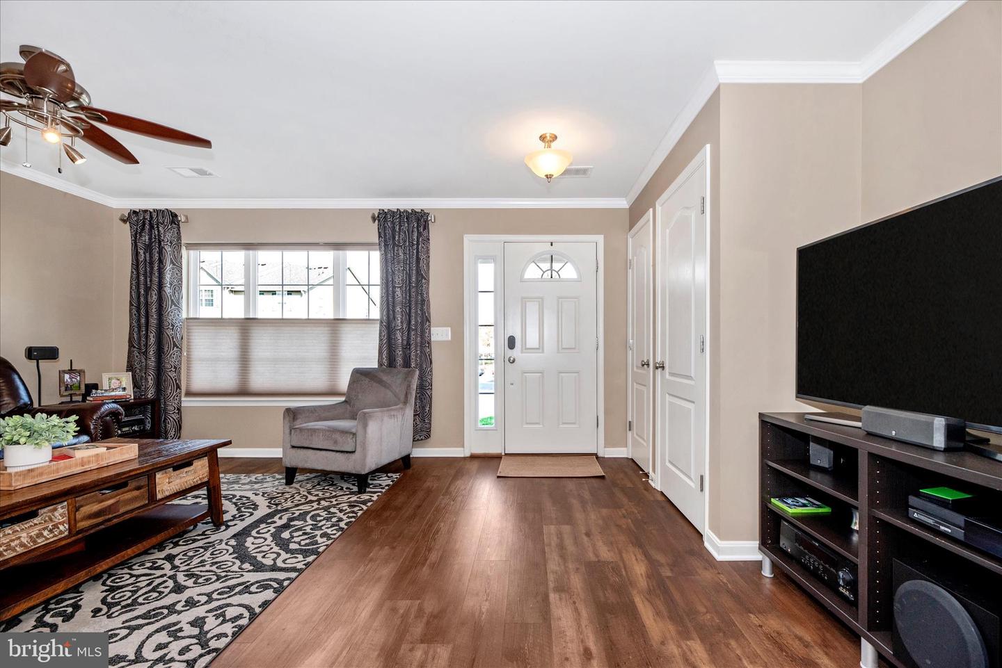 6488 Cornwall Dr #17 Property Photo 3