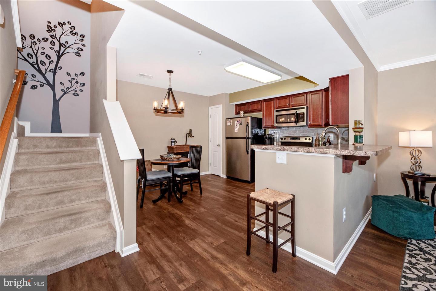 6488 Cornwall Dr #17 Property Photo 10