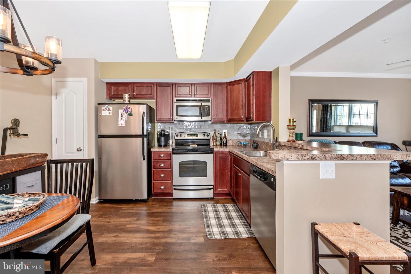 6488 Cornwall Dr #17 Property Photo 11