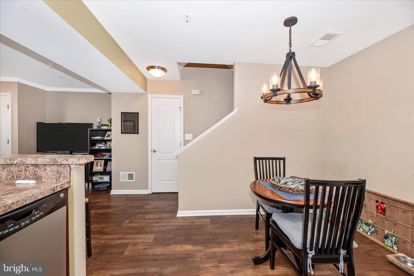 6488 Cornwall Dr #17 Property Photo 16