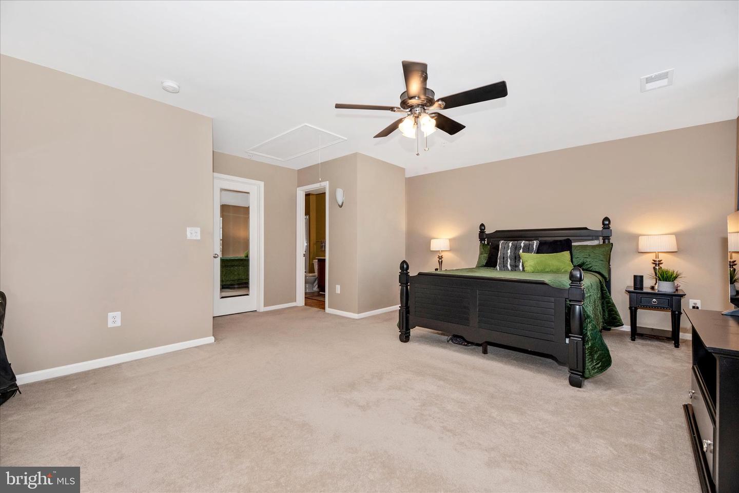6488 Cornwall Dr #17 Property Photo 26