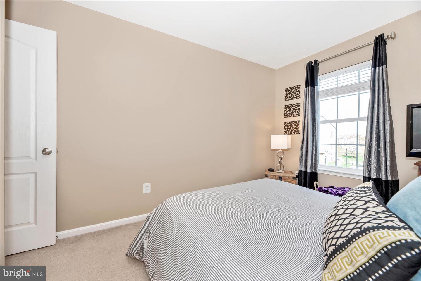 6488 Cornwall Dr #17 Property Photo 32