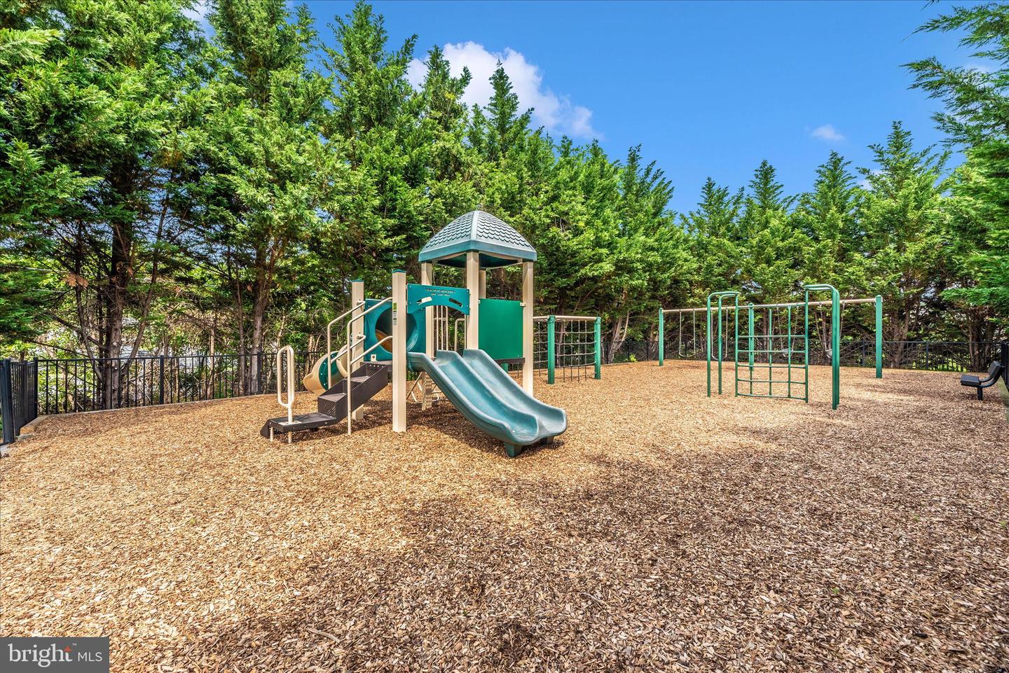 6488 Cornwall Dr #17 Property Photo 54