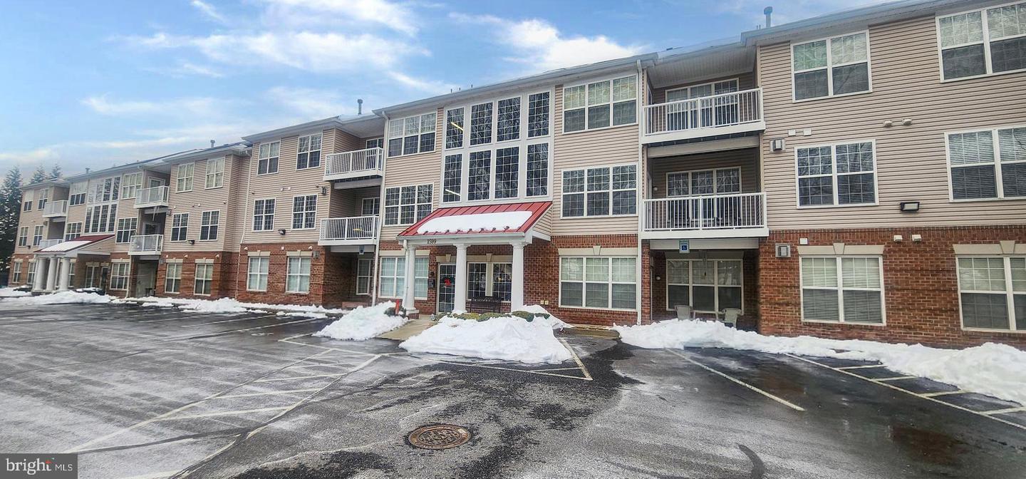 1599 Homeland Dr #3e Property Photo 1