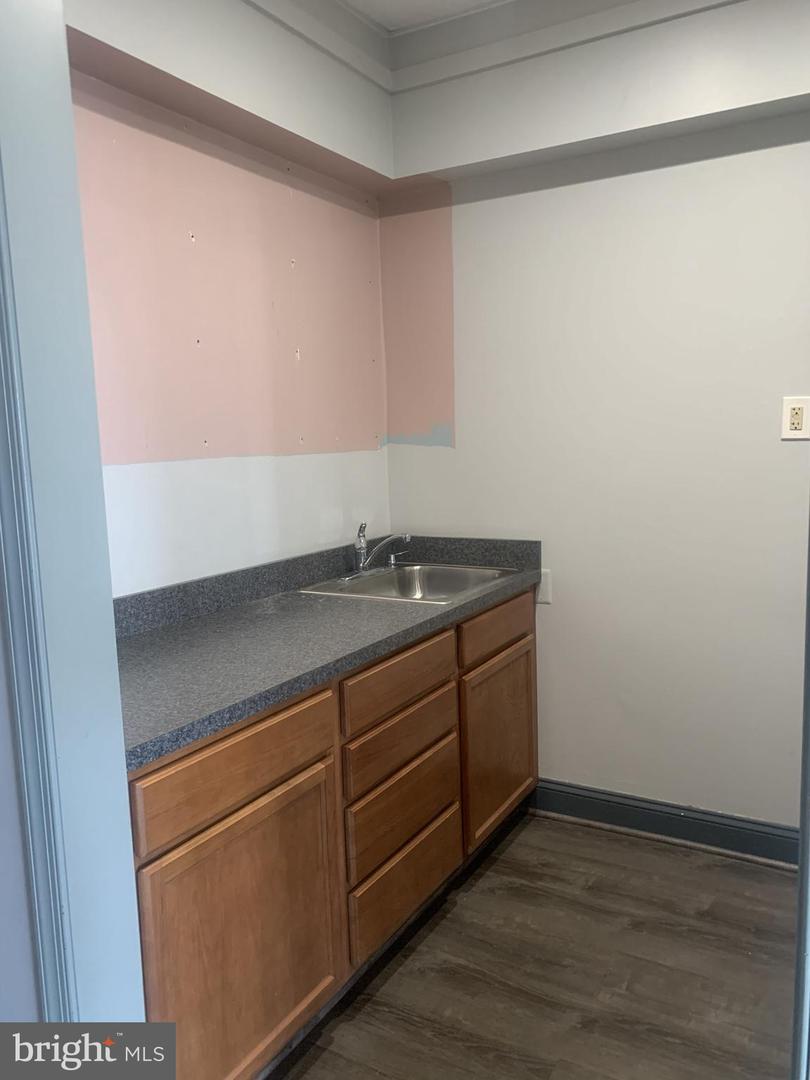 250 Englar Rd #r3 Property Photo 4