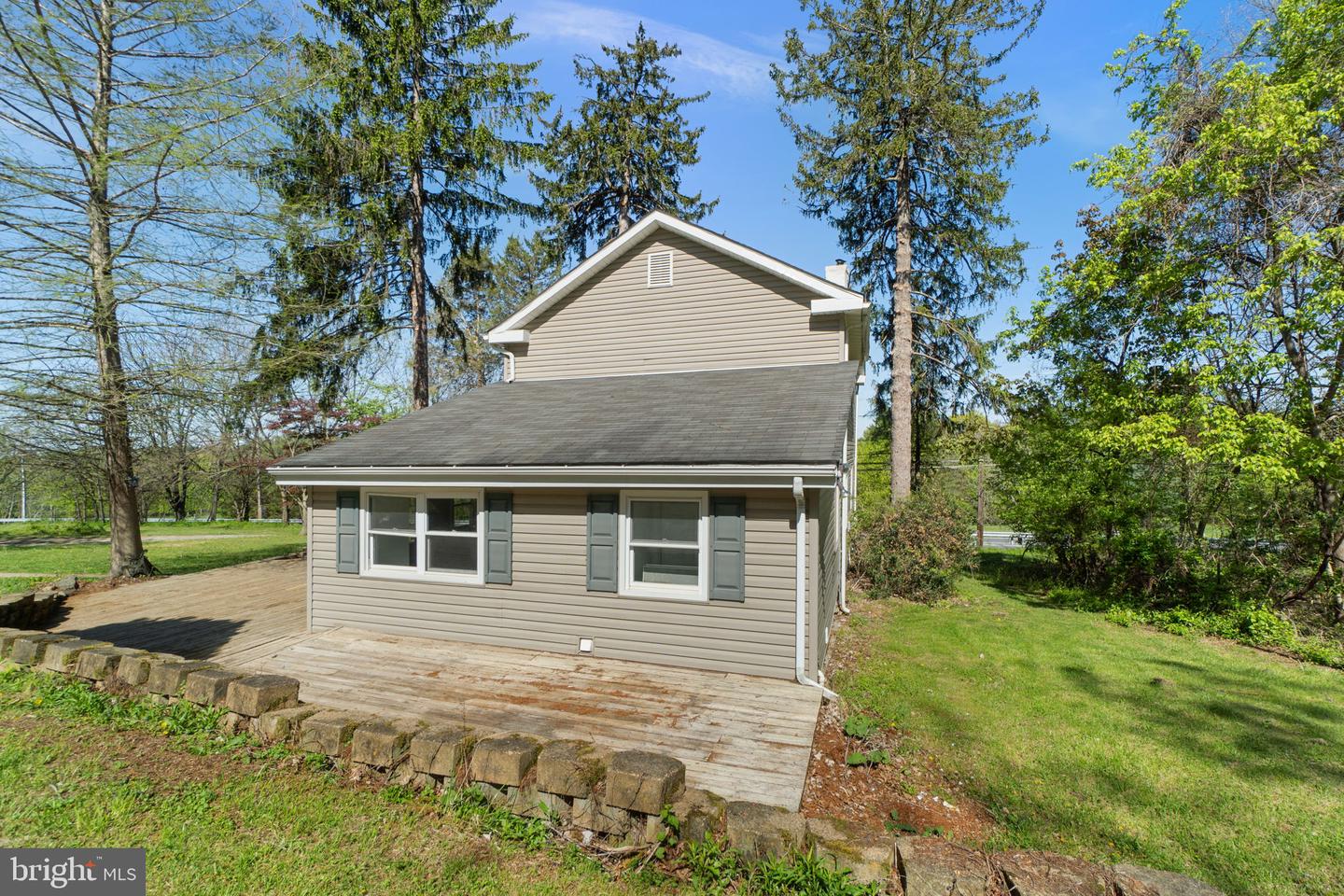 753 Old New Windsor Pike Property Photo 4