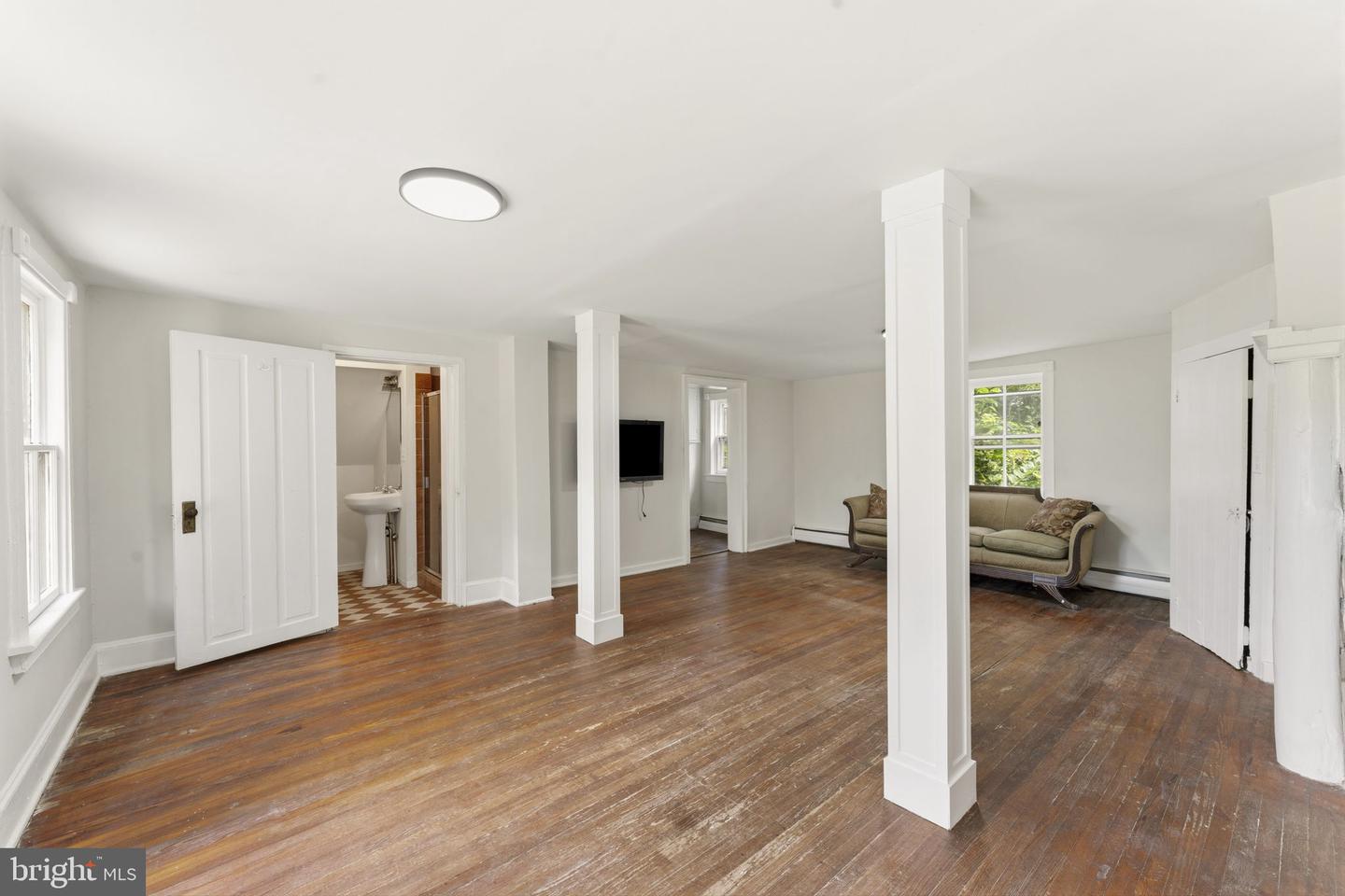 753 Old New Windsor Pike Property Photo 12