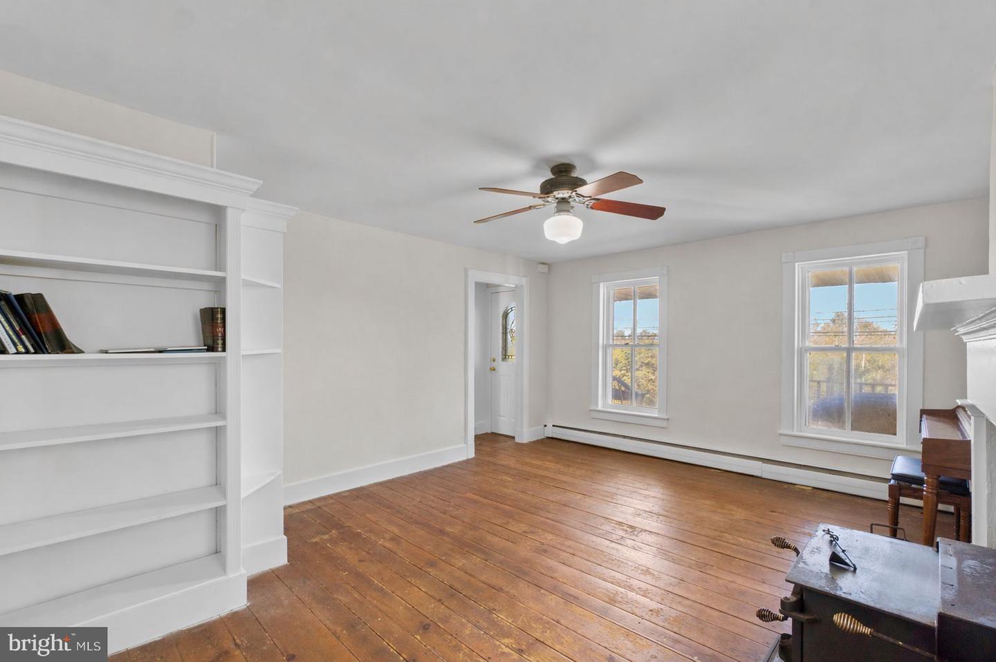 753 Old New Windsor Pike Property Photo 16