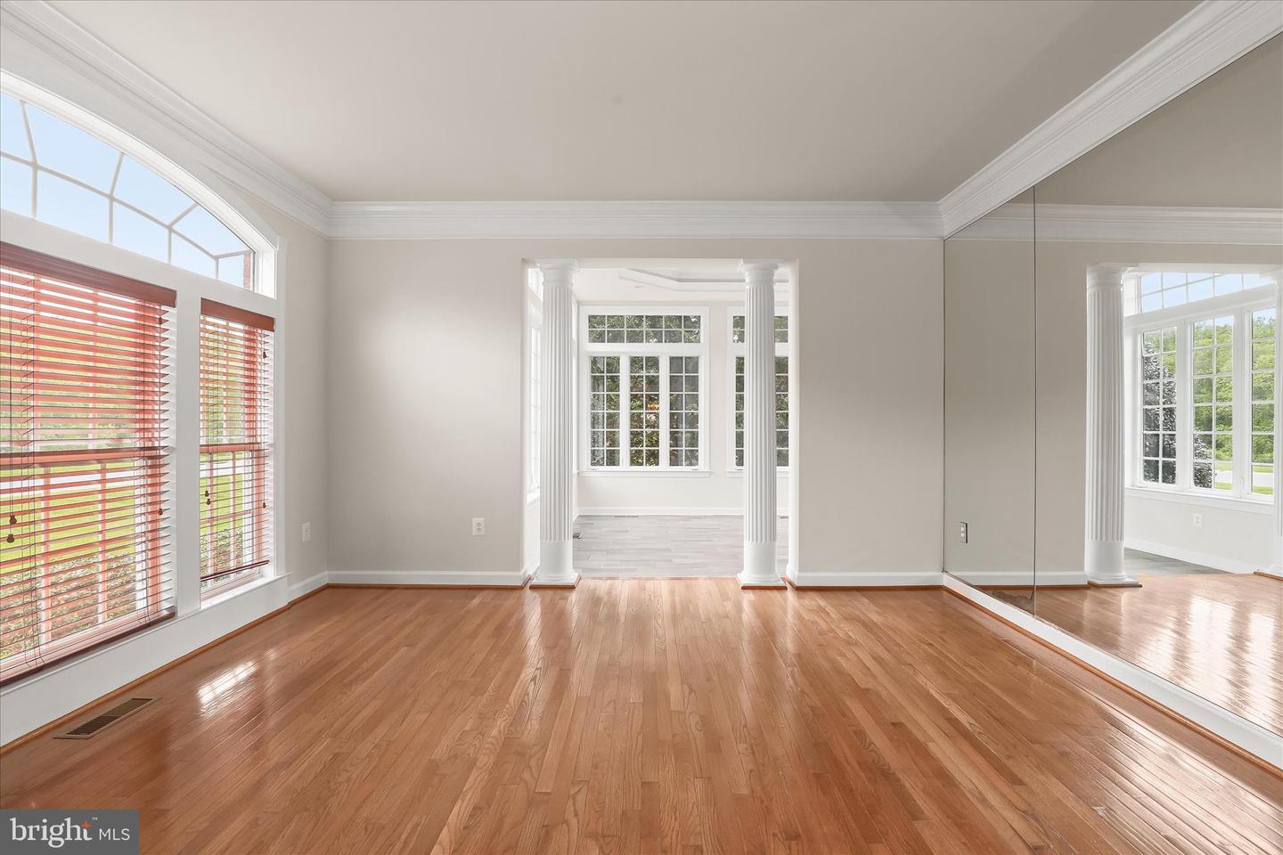 2059 Conan Doyle Way Property Photo 9