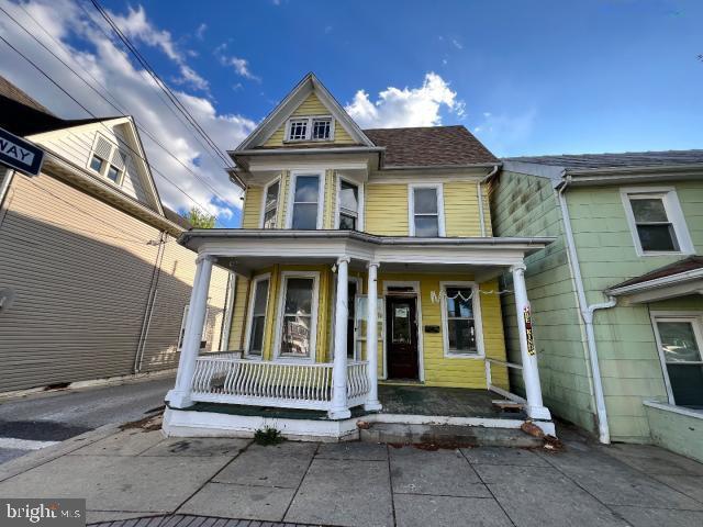 127 W Main St Property Photo 1