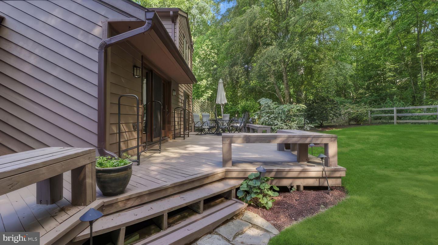2185 Sams Creek Rd Property Photo 48