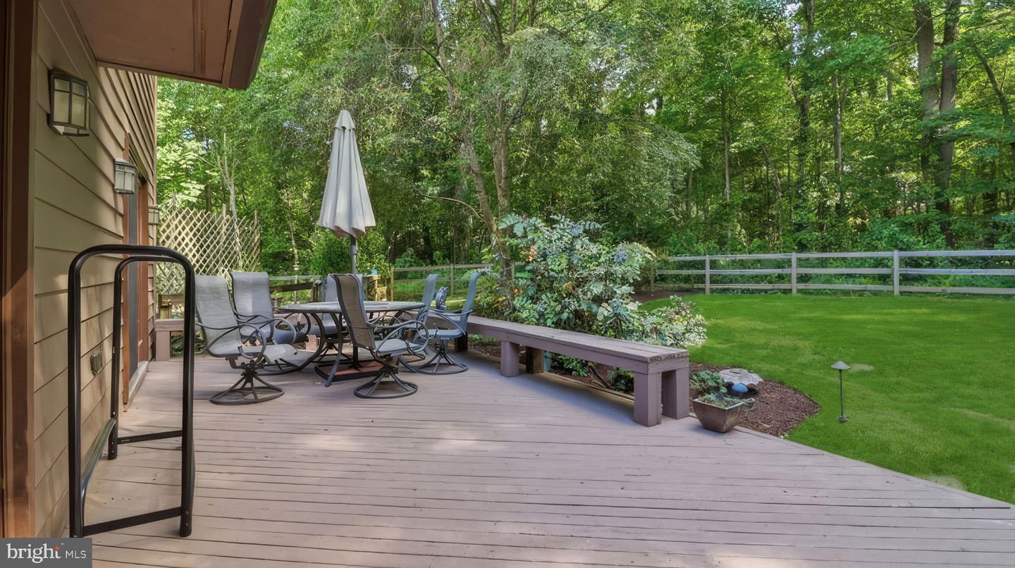 2185 Sams Creek Rd Property Photo 49
