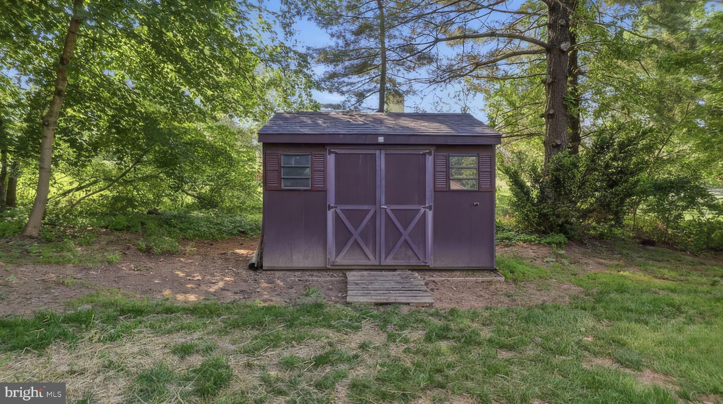 2185 Sams Creek Rd Property Photo 51