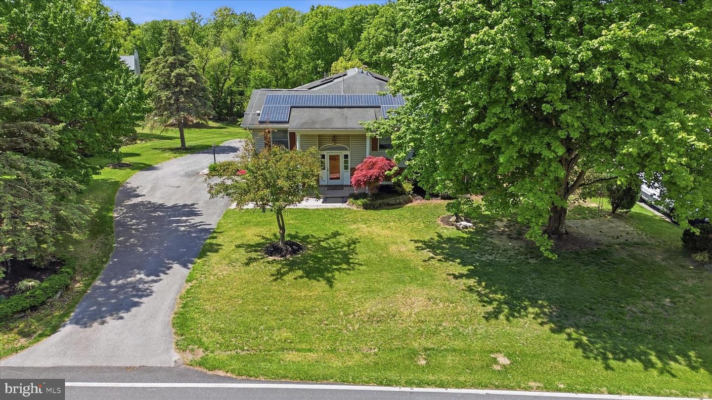 3204 Hooper Rd Property Photo 2